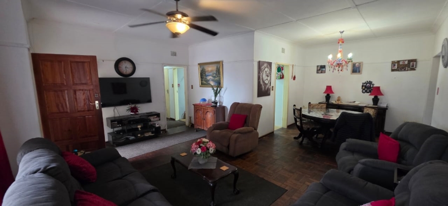 5 Bedroom Property for Sale in Stilfontein North West